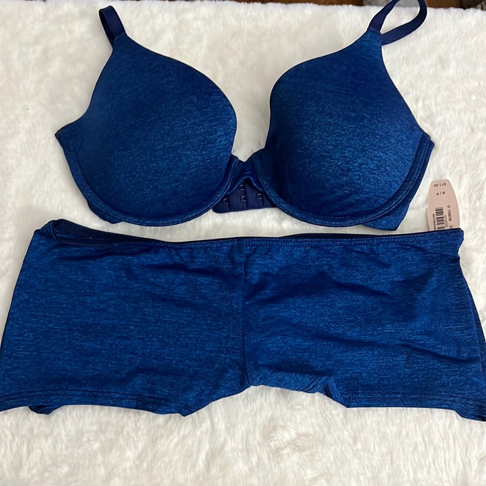 Victoria’s Secret Bra and Shorty Set 34B / Sm  new